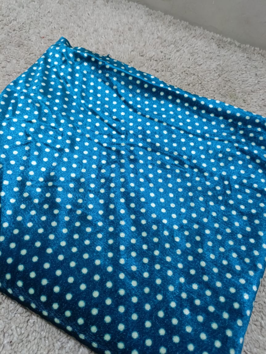 Velvet in Polka suit - Image 3