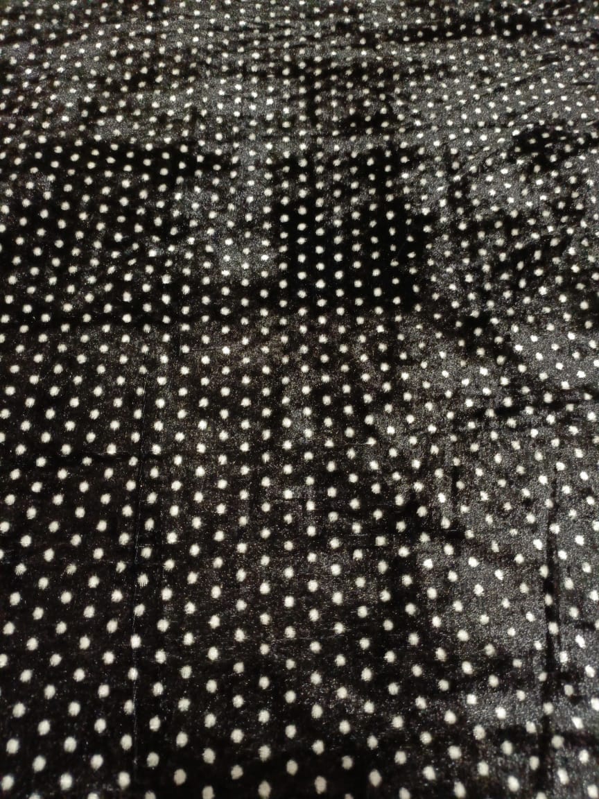 Velvet in Polka suit