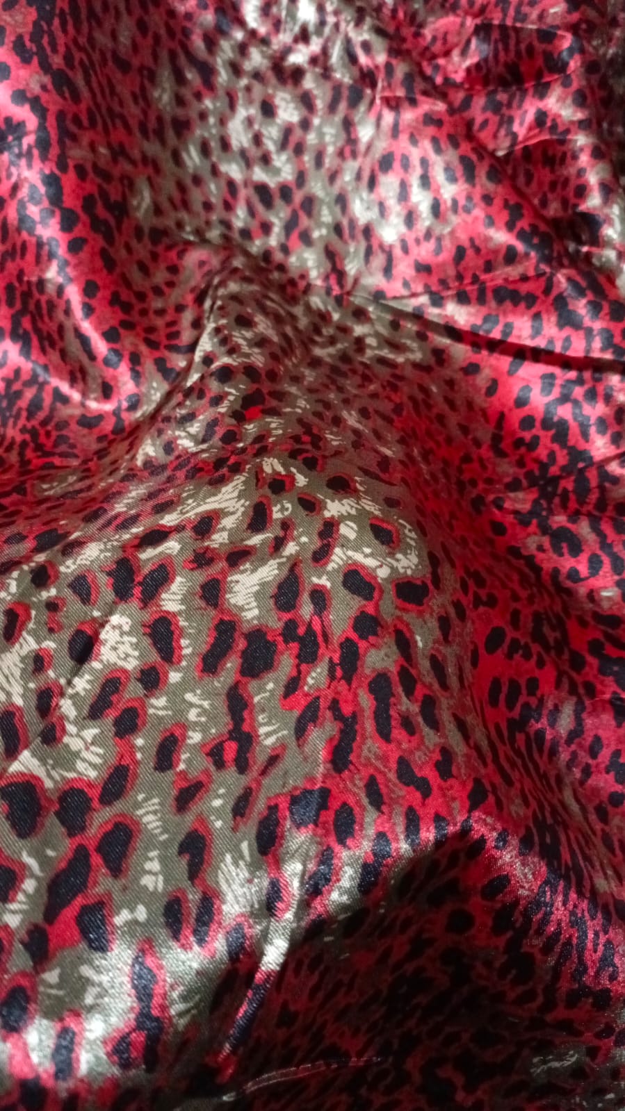 Shamoz Silk Unstitched Suit – Premium Quality Fabric for Women